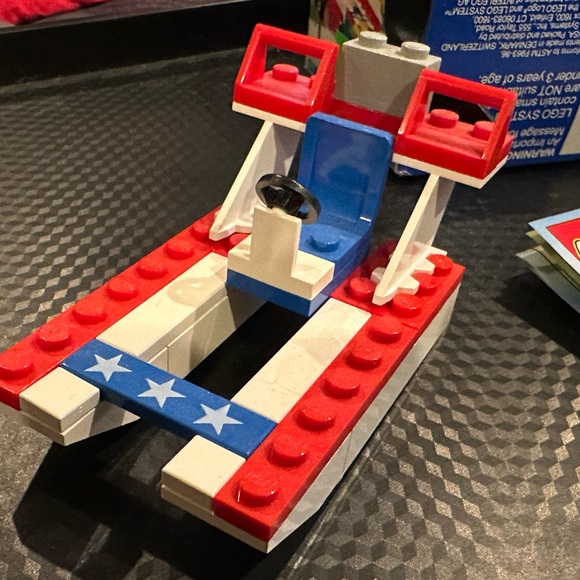 Vintage 1993 LEGO Town 6513 Glade Runner with Box / Instructions. - Picture 2 of 2